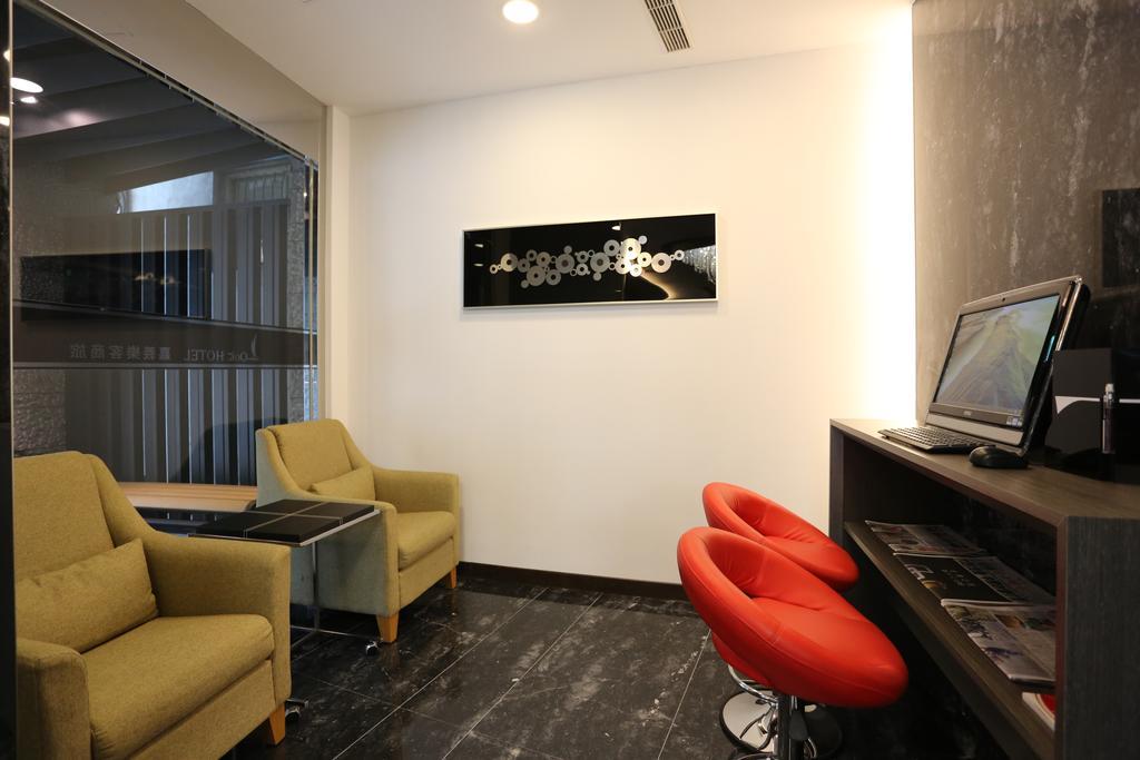 Chiayi Look Hotel Екстер'єр фото