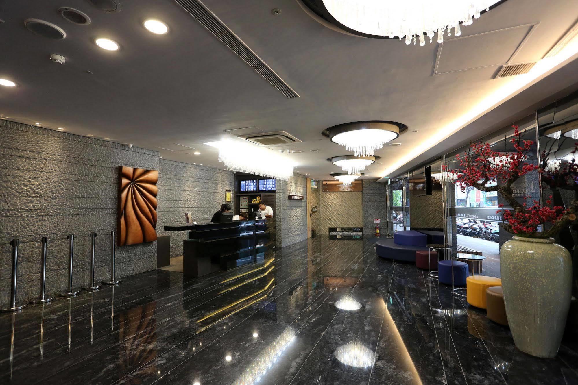 Chiayi Look Hotel Екстер'єр фото